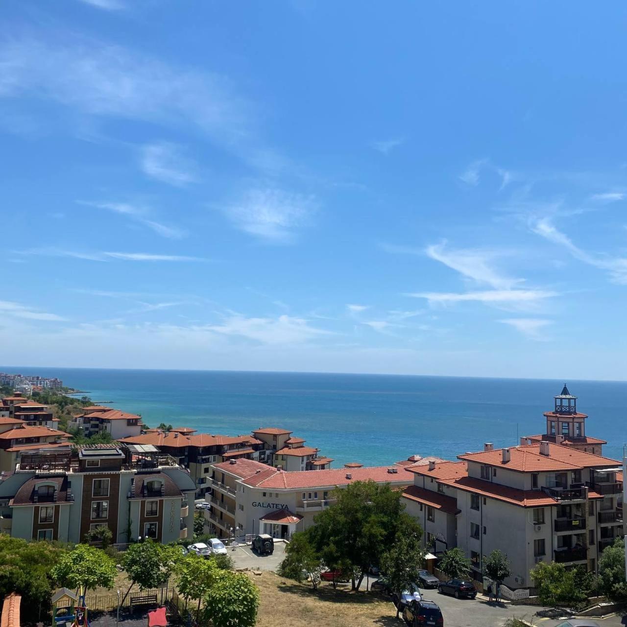 Hotel Sea Vista Sveti Vlas Buitenkant foto