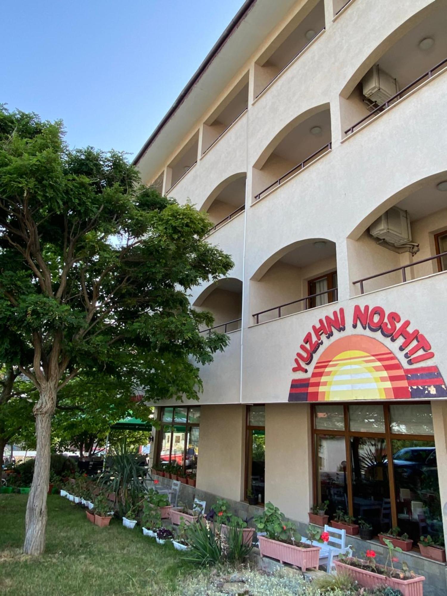 Hotel Sea Vista Sveti Vlas Buitenkant foto