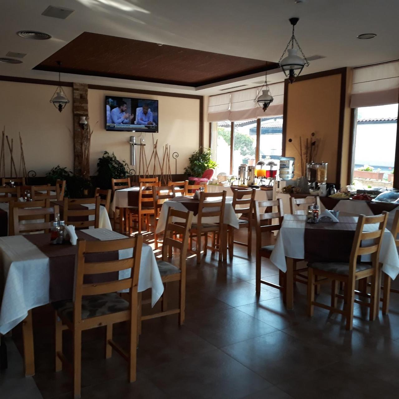 Hotel Sea Vista Sveti Vlas Buitenkant foto