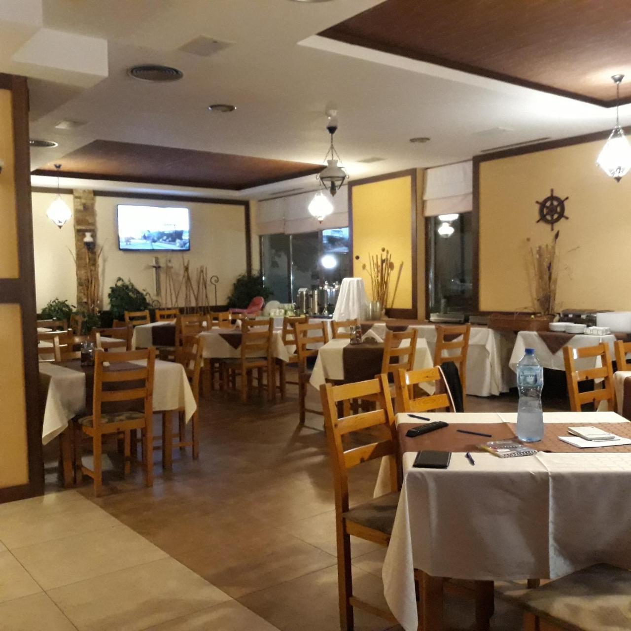 Hotel Sea Vista Sveti Vlas Buitenkant foto