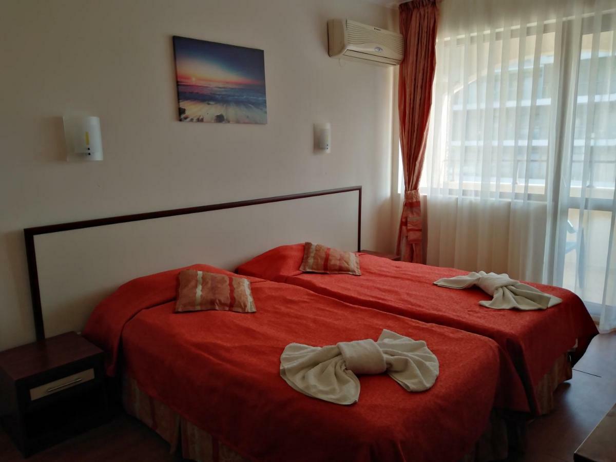 Hotel Sea Vista Sveti Vlas Buitenkant foto