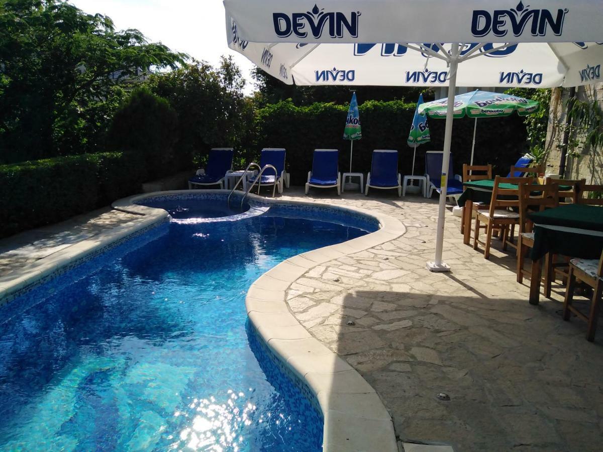 Hotel Sea Vista Sveti Vlas Buitenkant foto